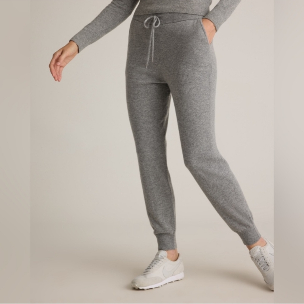 Quince Heather Gray Knit Jogger Pants